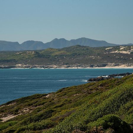 Whalesong Lodge Gansbaai Exterior foto